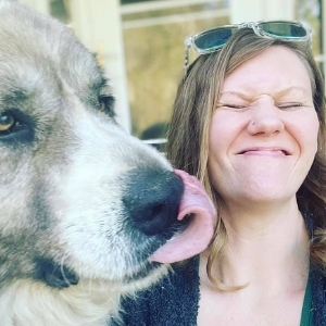 Mutt Day Kelly Lederhouse